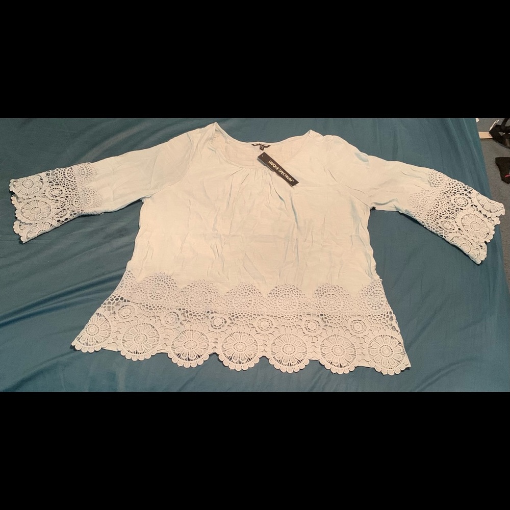 Mint green quarter sleeve with lace